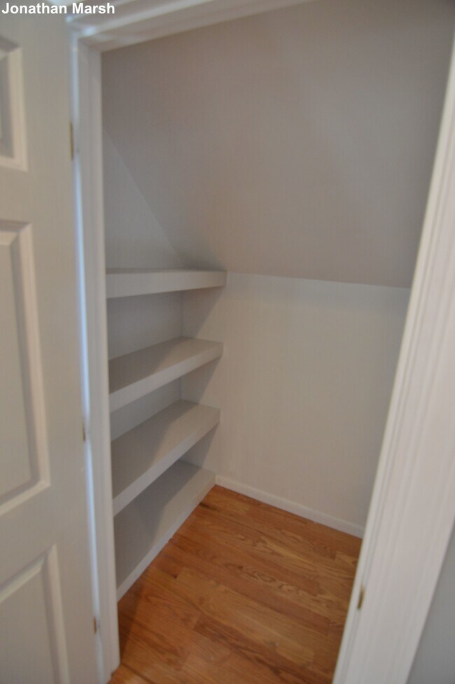 Photo - 97 Cushing Ave Unidad 3