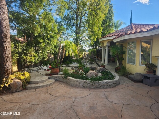 Photo - 2084 Hillsbury Rd