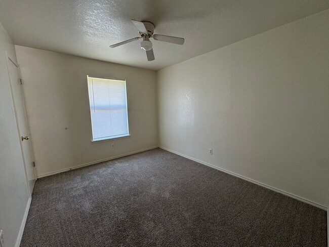 Photo - 1801 Cedarhill Dr Unidad Apt D