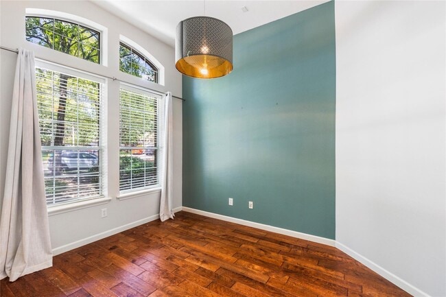 Photo - 11 Belcarra Pl