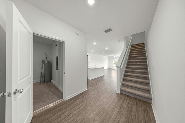 Photo - 4883 SW 81st Lp