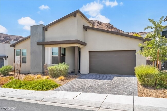 Photo - 1985 Regal Bluff Dr