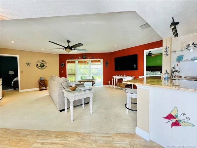 Photo - 3236 SE Aster Ln Condo Unit M225