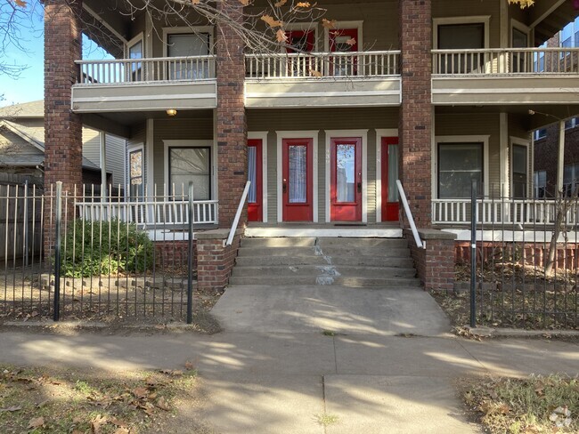 Building Photo - 430 N Topeka Ave Unit 430 Rental