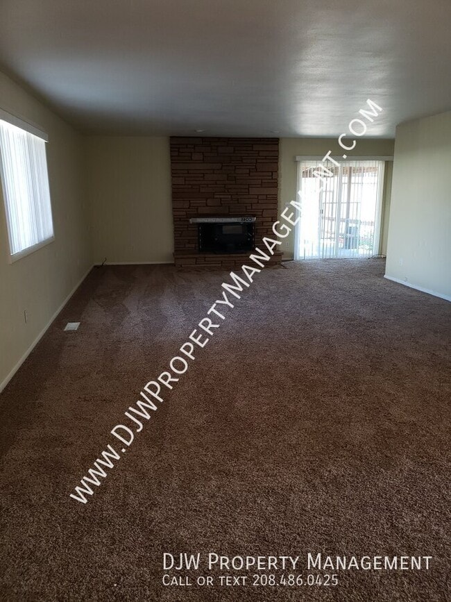 Photo - 624 W Linden St