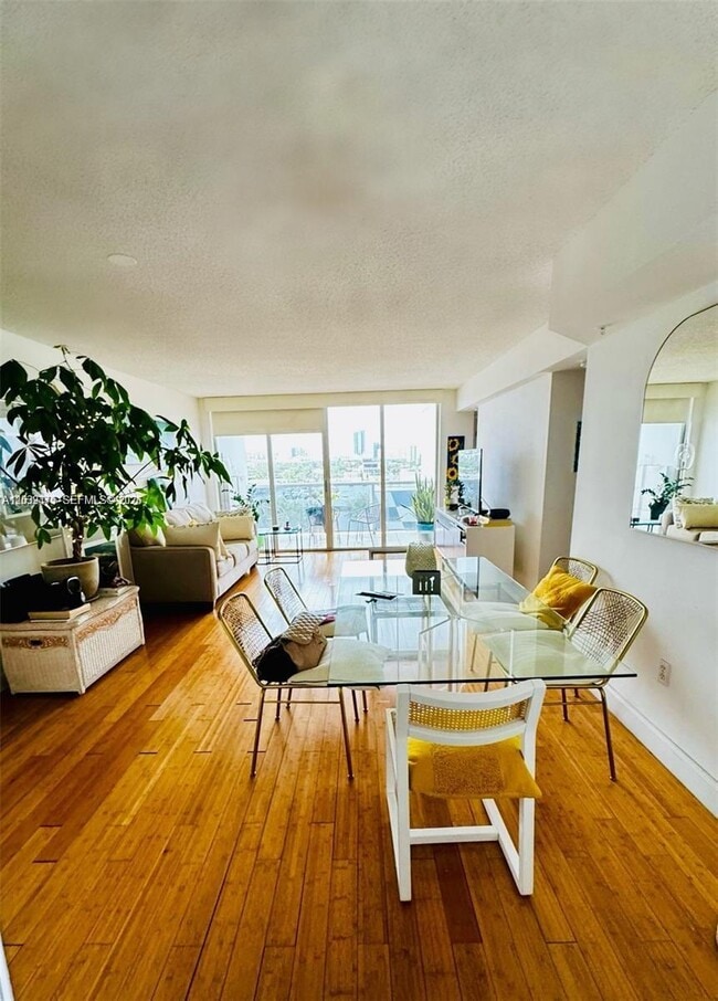 Photo - 1900 Sunset Harbour Dr Unit 815