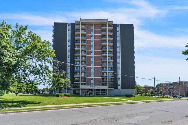 Photo - Park Regency