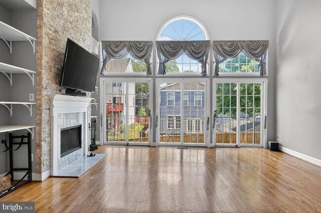 Photo - 3903 Courtland Cir