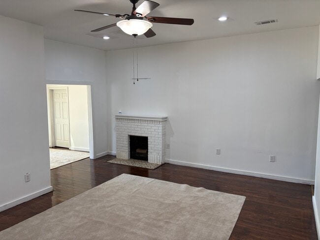 Sala de estar - 147 Lestrade Pl Unidad 147