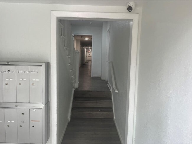 Photo - 1550 Drexel Ave Unit 203