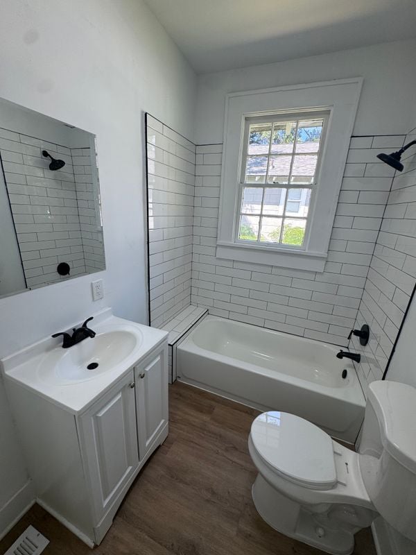 Photo - 1097 Edna Pl