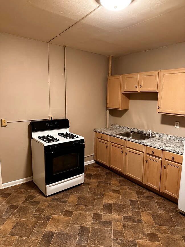 Photo - 17 Hamilton St Unit 2