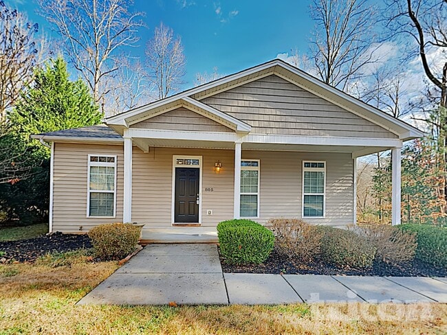 Photo - 805 Stratford Rd