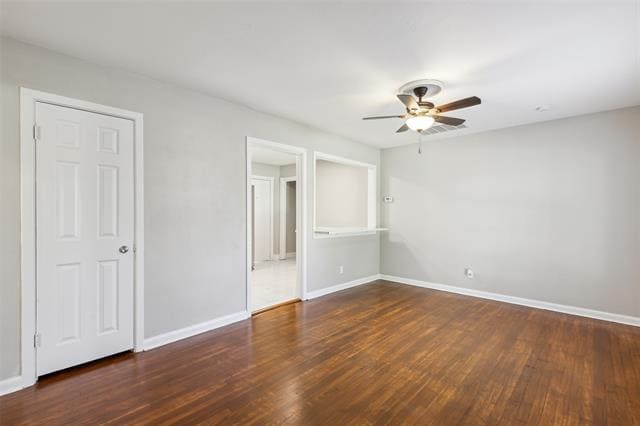 Photo - 832 Bowie St