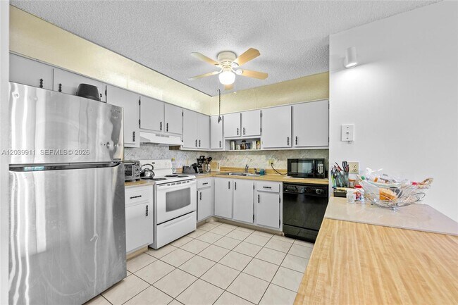 5839 La Pinata Blvd Unit C-2