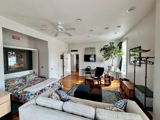 Photo - 51 Church St