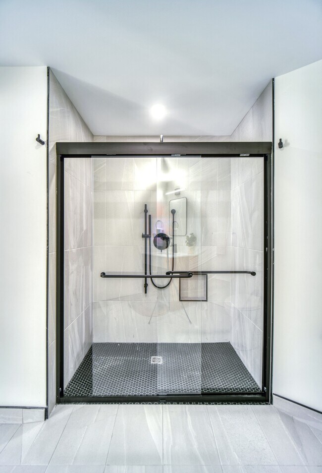 Building Photo - 5415-5415 Cogswell St Unit 411