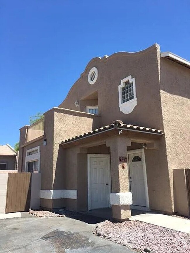Building Photo - Pre-Leasing for August! Unit 2 Rental