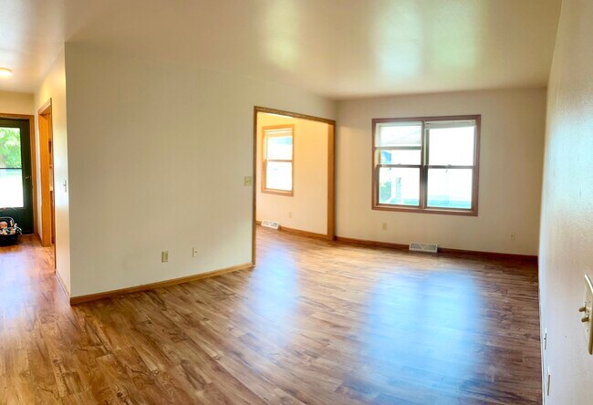 400 Terry Ln