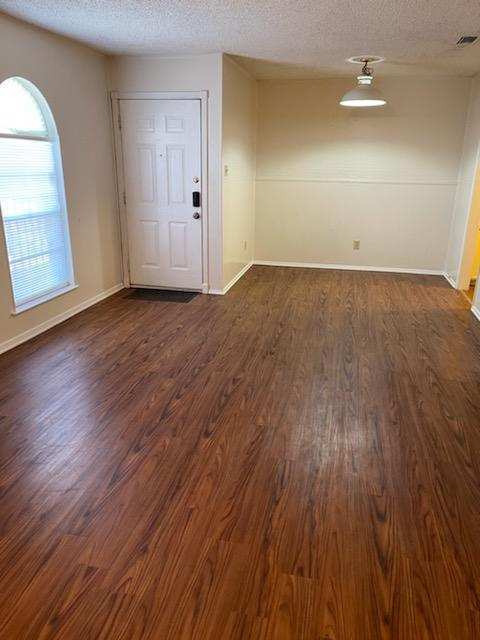 Photo - 4705 Diaz Ave