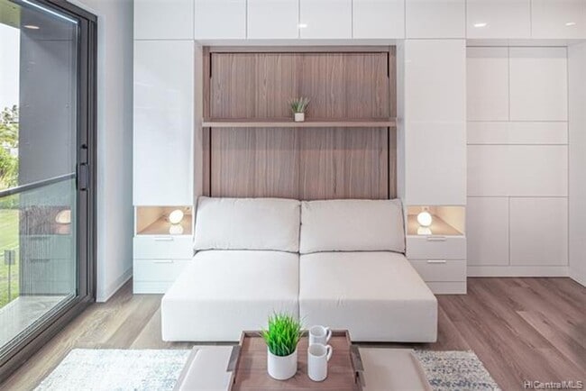 Photo - Luxury Studio. Furnished.  Kakaako. Unit 327