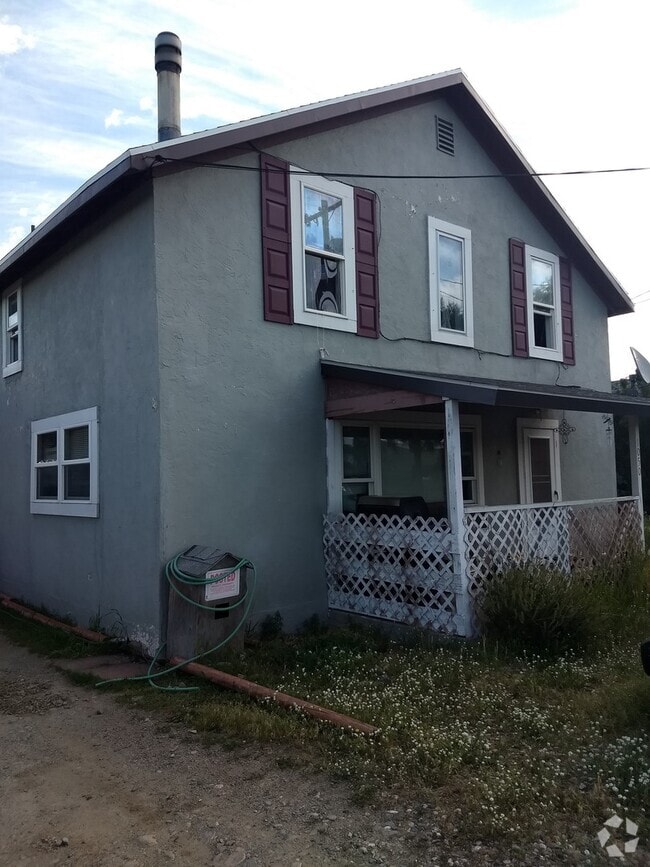 Building Photo - Forestvale Tri-plex Unit #2 Rental