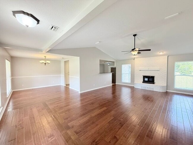 Photo - 5136 Hamilton Ln