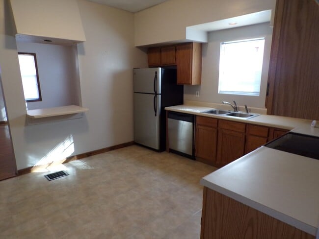 Building Photo - 247 S Kansas St Unit 247 Kansas