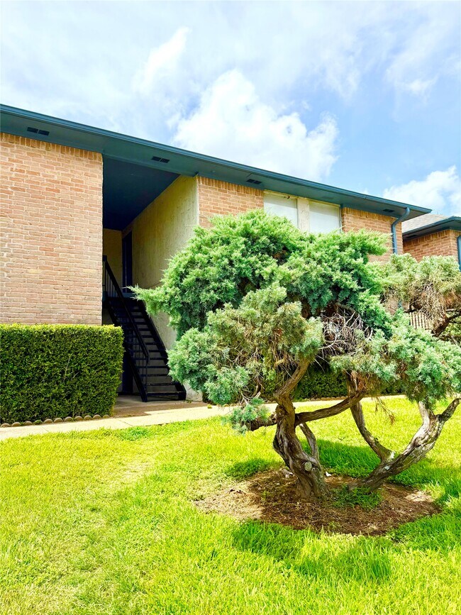 Photo - 8360 Jorine Dr Unit 8360