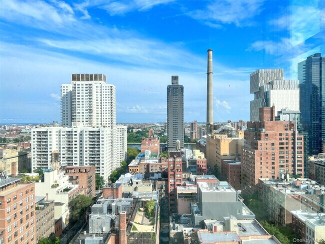 Building Photo - 404 E 76th St Unit 19C