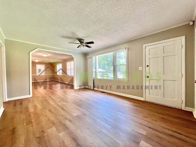 Photo - 202 Partridge Dr