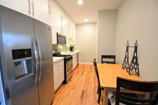 Photo - 1657 Commonwealth Ave