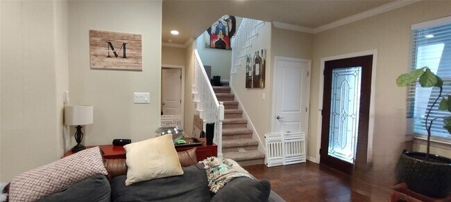 Photo - 500 Kenniston Dr