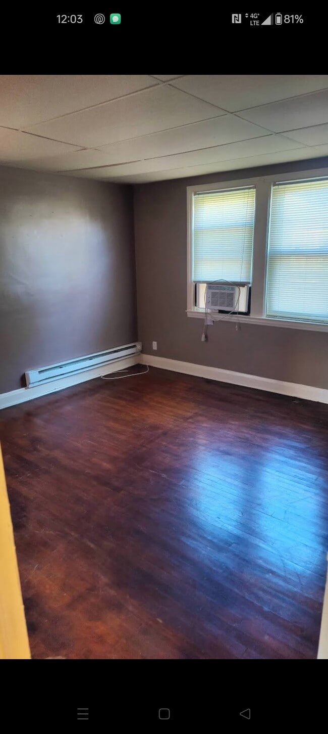 4130 Woodhaven Ave Unit 1 Bedroom Apartment