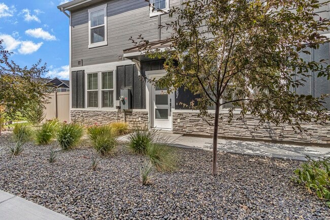 Photo - 5987 S Jessenia Ln