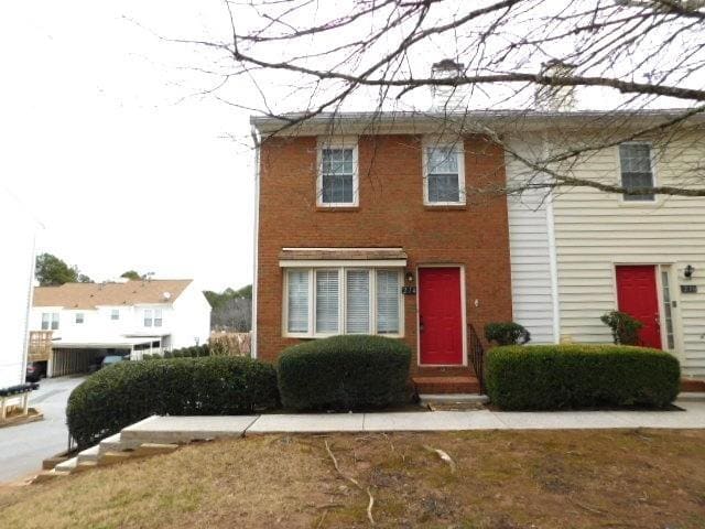 Building Photo - 214 High Creek Dr