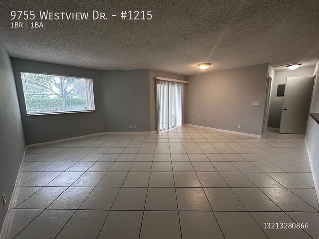 Building Photo - 9755 Westview Dr Unit #1215