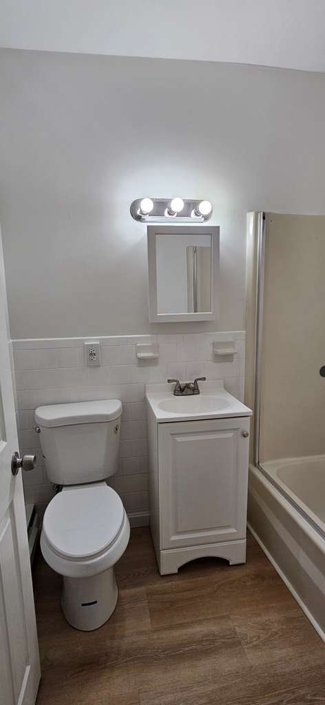 Photo - 76 Beacon Ave Unidad 9