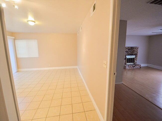 Photo - 4712 Ashbrook Pl