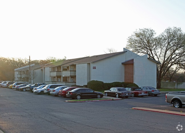 Raible Place Apartments