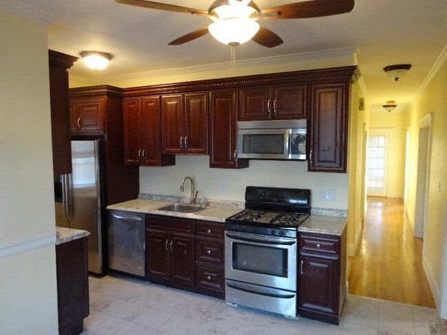 Photo - 21 Bothwell Rd Unit 2