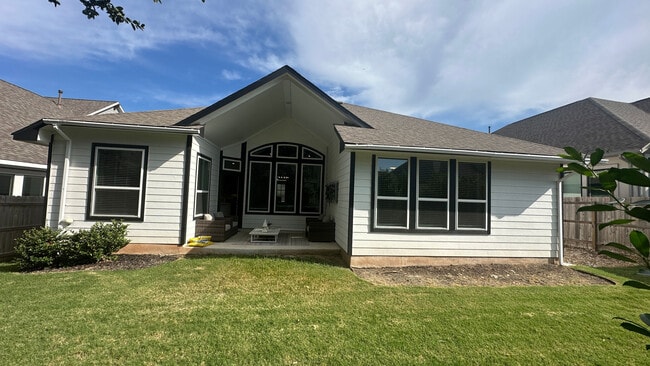 Photo - Room in House on Craven Hill Ln