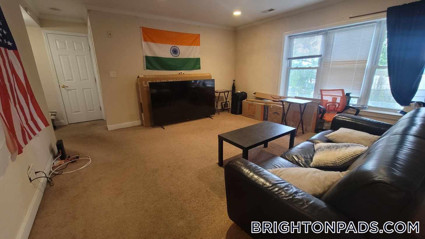 Photo - 168 Newton St Apartamento Unidad 4