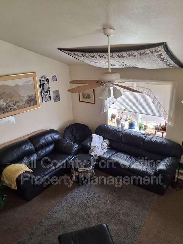 Photo - 3219 Laredo Ln