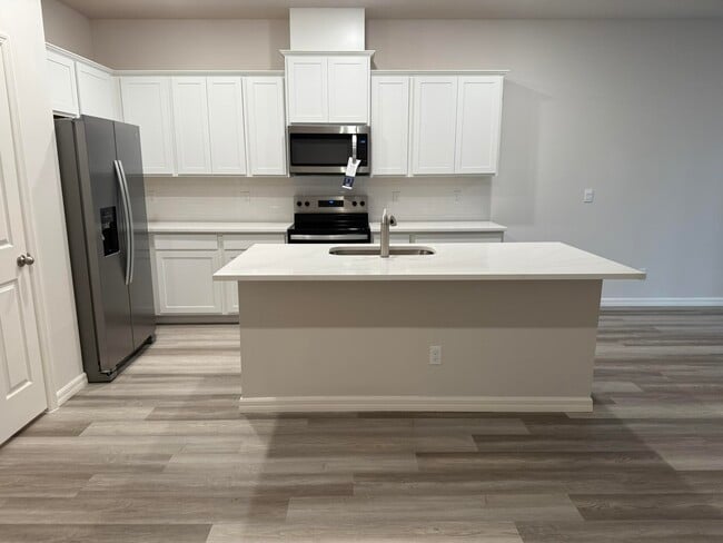 Photo - 12901 SW Forli Wy