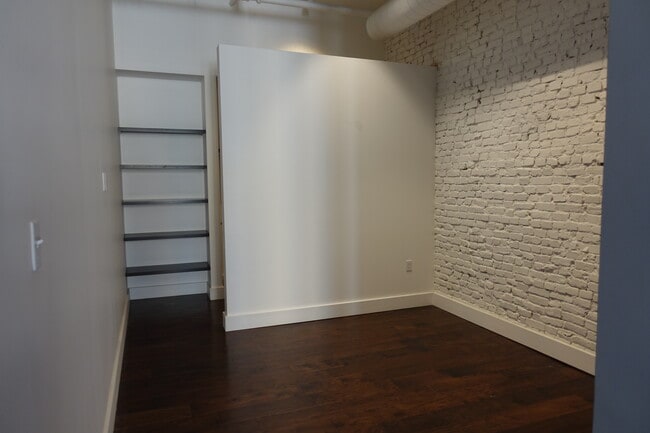 Lofts at Merchant Row