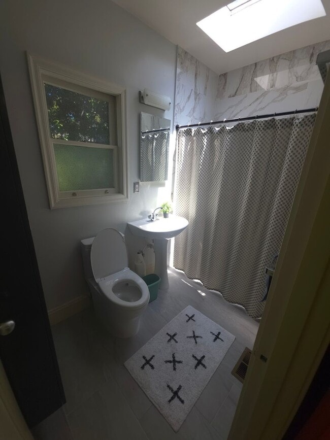 Photo - 19 Orchard Ln