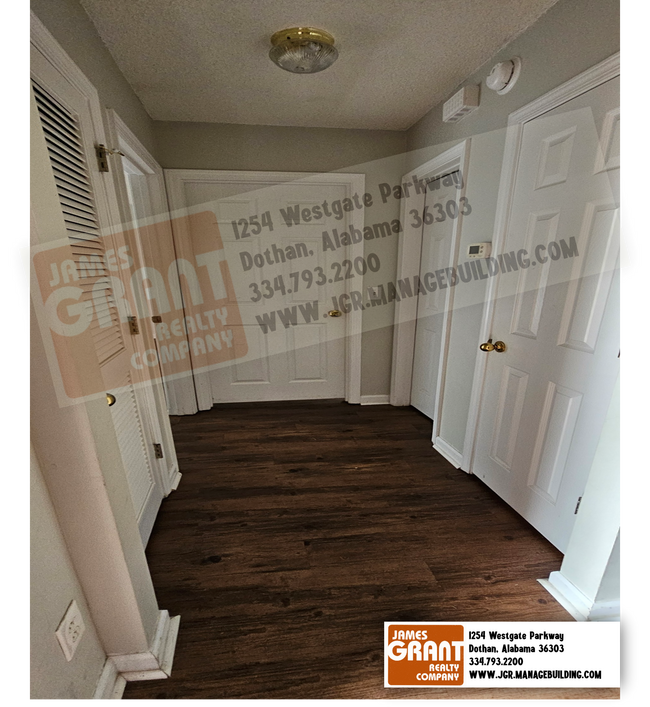 Photo - 258 Melrose Ln