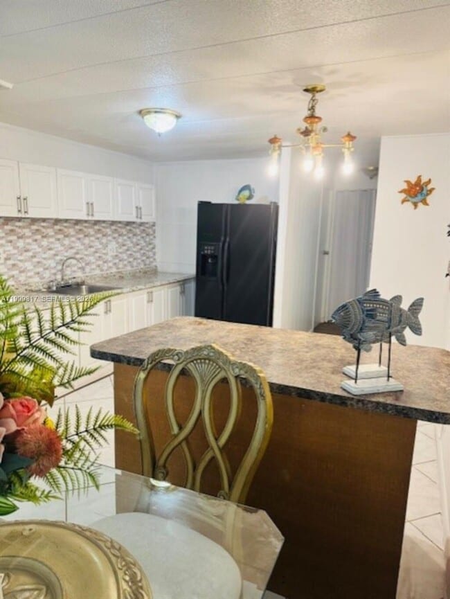 Building Photo - 5251 SW 29th St