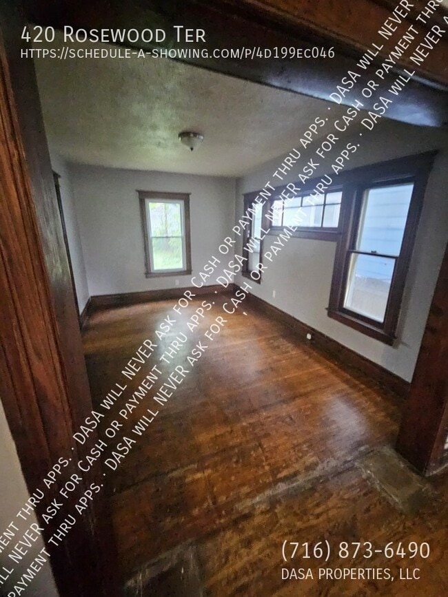 Photo - 420 Rosewood Terrace